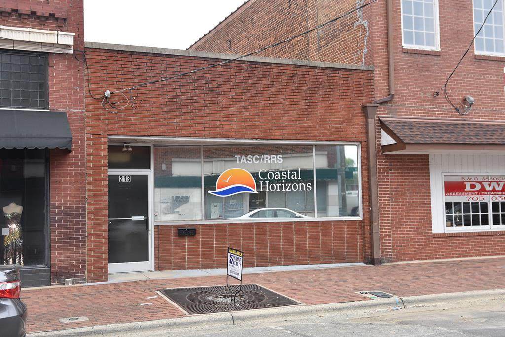 213 Walnut Street - Photo 1