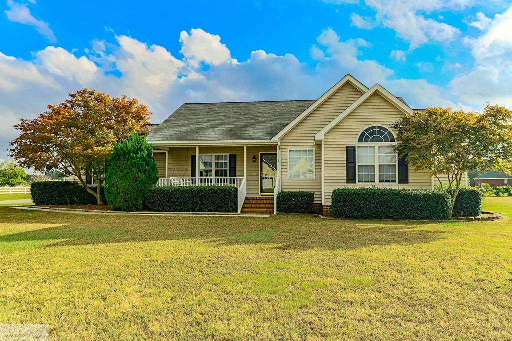 104 Ellington Way - Photo 1
