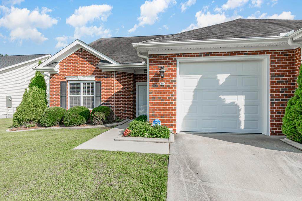 110 Oxford Dr - Photo 1