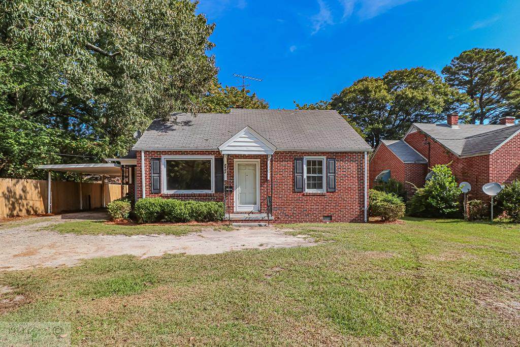 1407 Maple Street - Photo 1