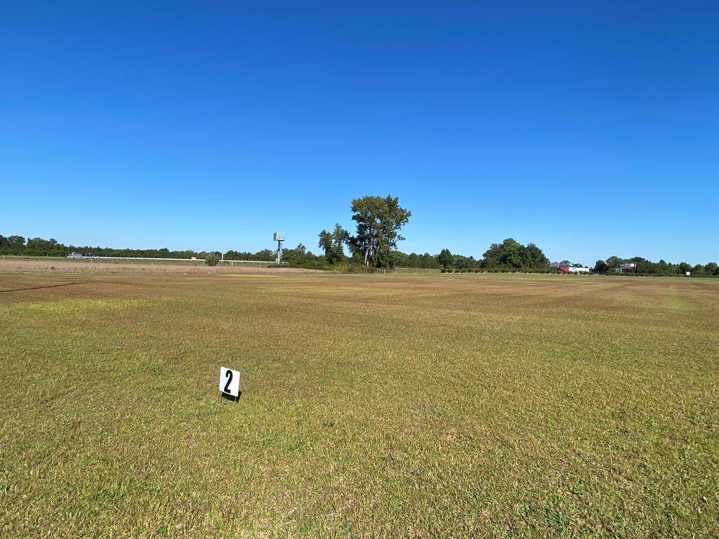340 Leslie Road - Photo 1