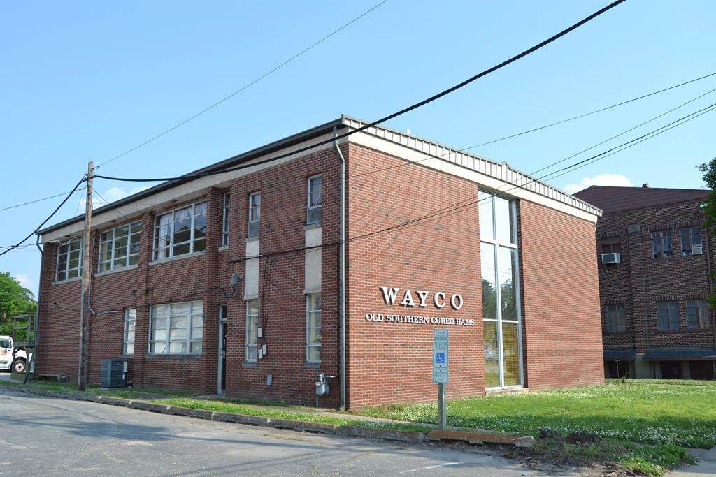 506 William Street - Photo 1