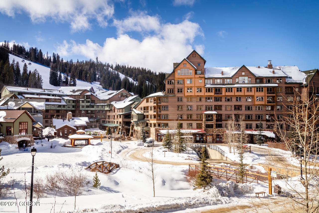 201 Zephyr Way - Photo 1