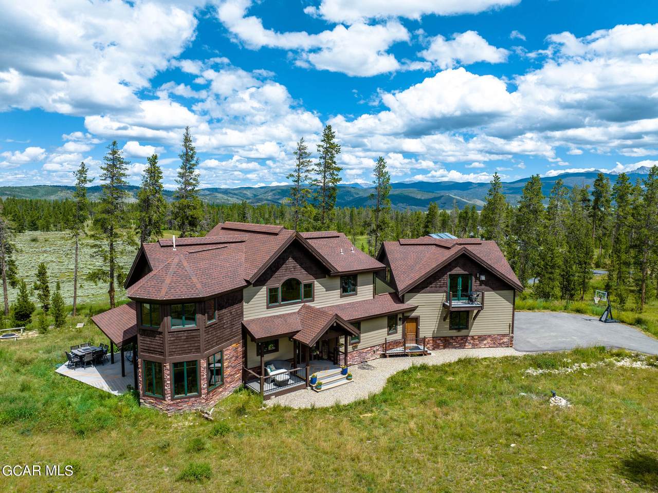 642 Stagecoach Drive - Photo 1