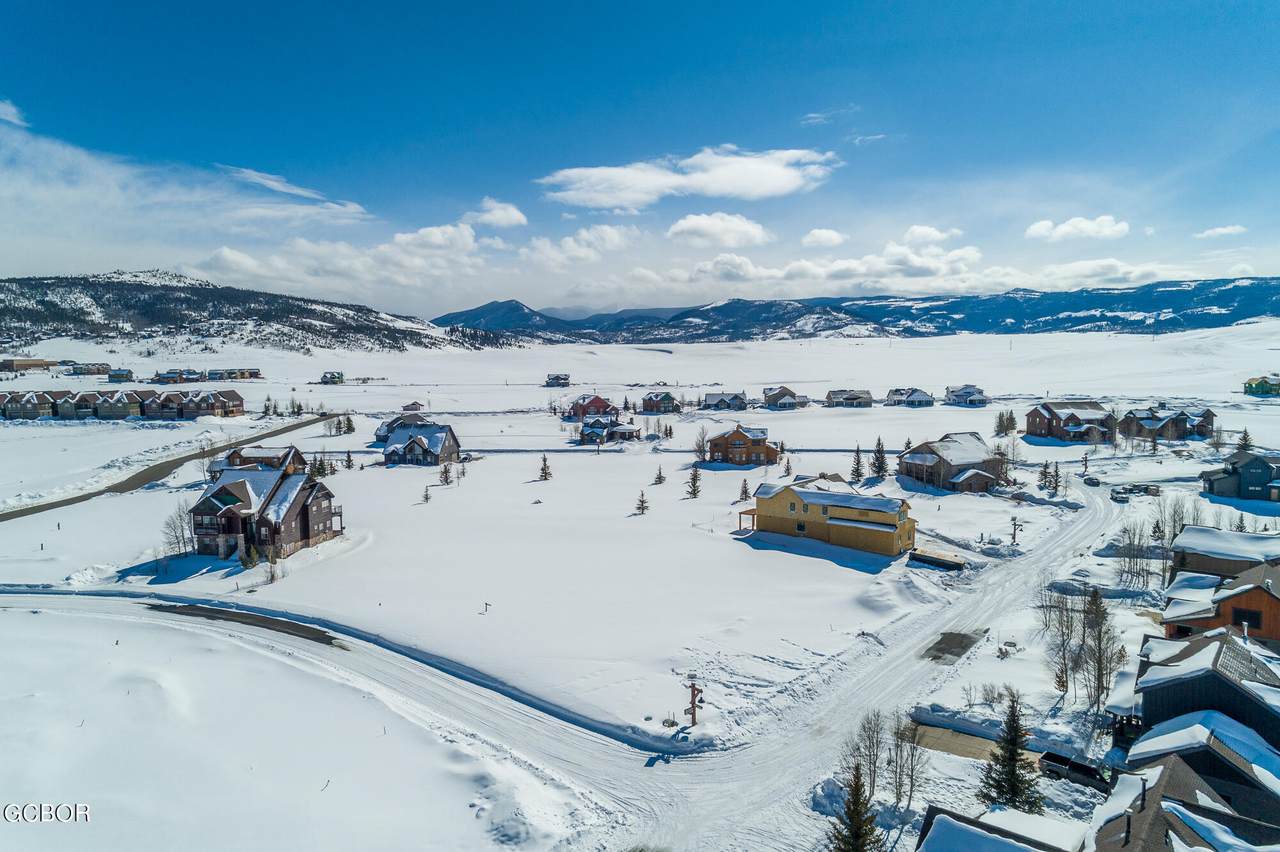 1611 Mountain Sky Lane - Photo 1