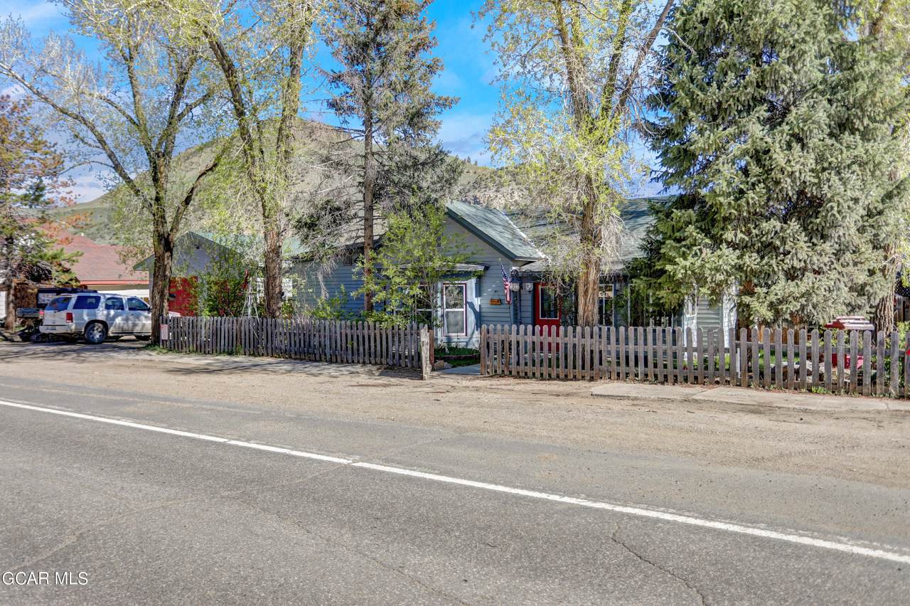 209 Byers Avenue - Photo 1