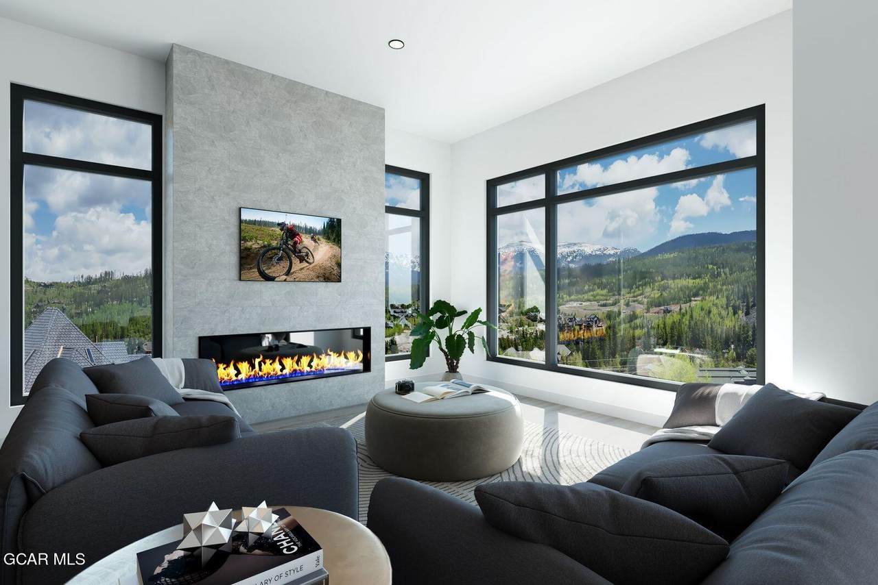 385 Lions Gate Drive - Photo 1