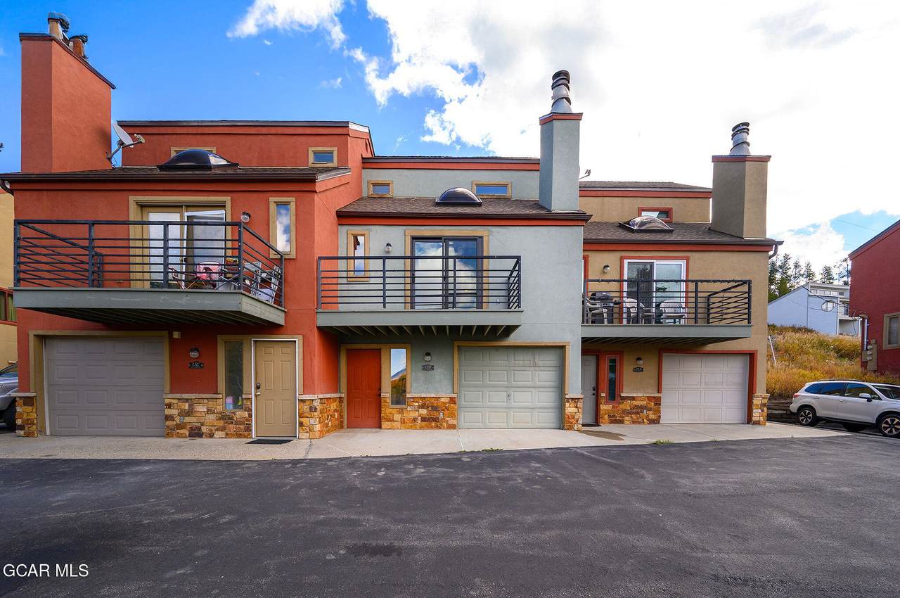 695 Wapiti Drive - Photo 1