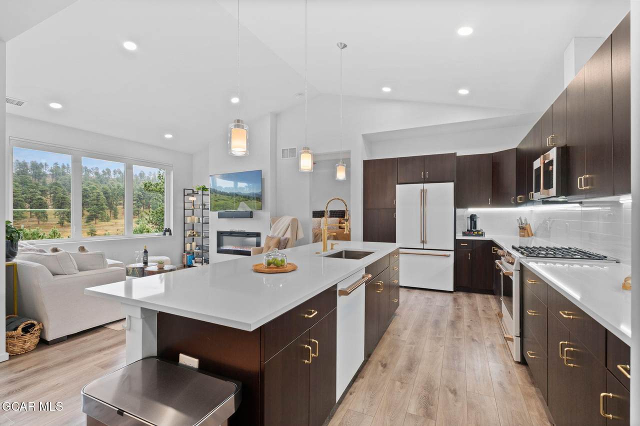 31161 Black Eagle Drive - Photo 1