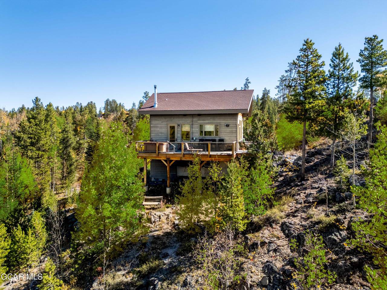 720 Wolverine Way - Photo 1