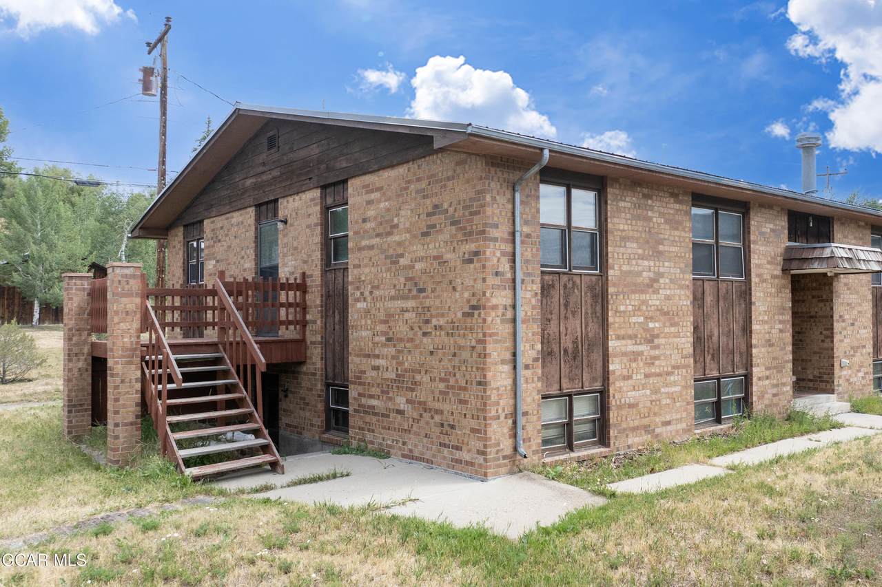 307 Jasper Avenue - Photo 1