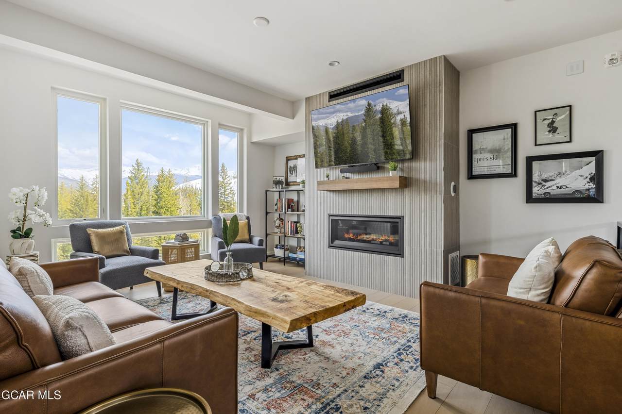 405 Bear Trail - Photo 1