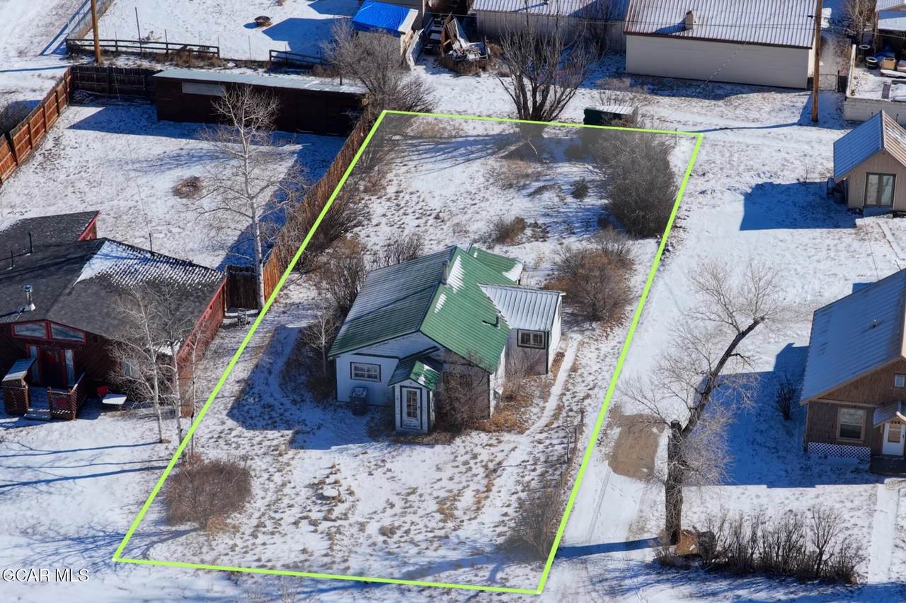 212 5th Street - Photo 1