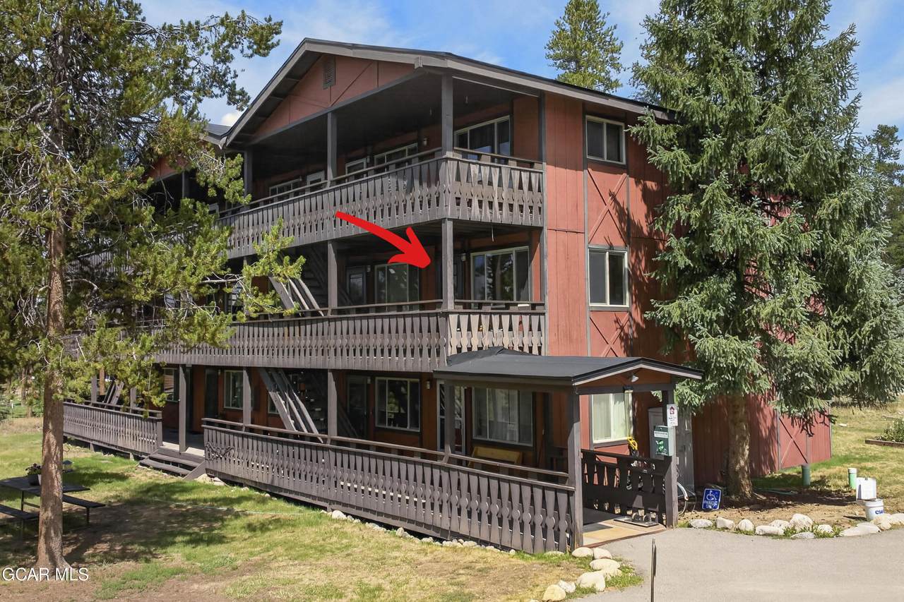 411 Hi Country Drive - Photo 1