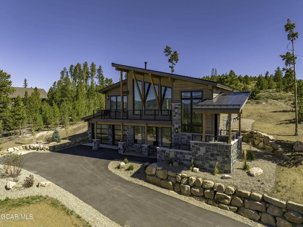 740 Pawnee Lane - Photo 1