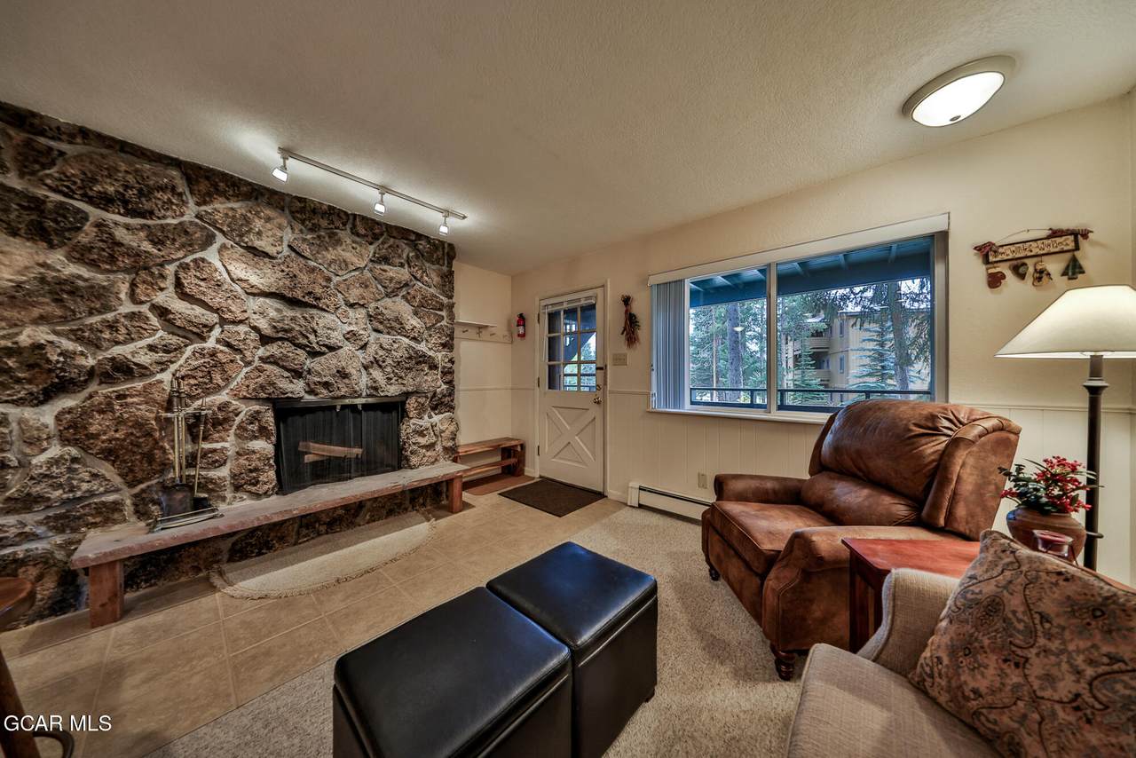432 Hi Country Dr #10-4 - Photo 1