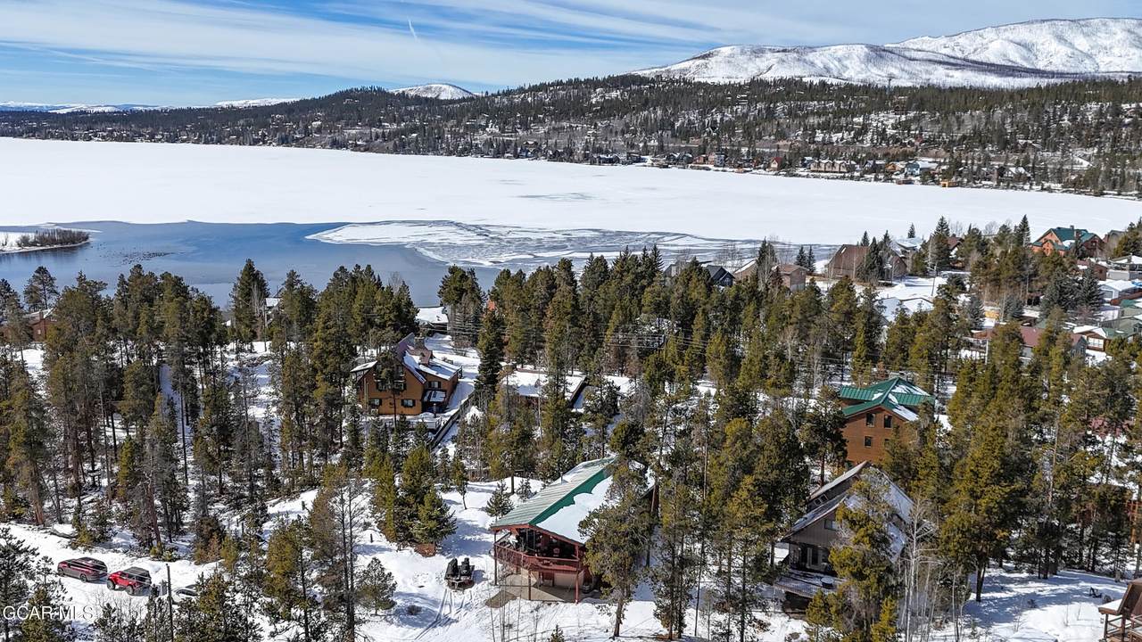 909 Tallaqua Drive - Photo 1