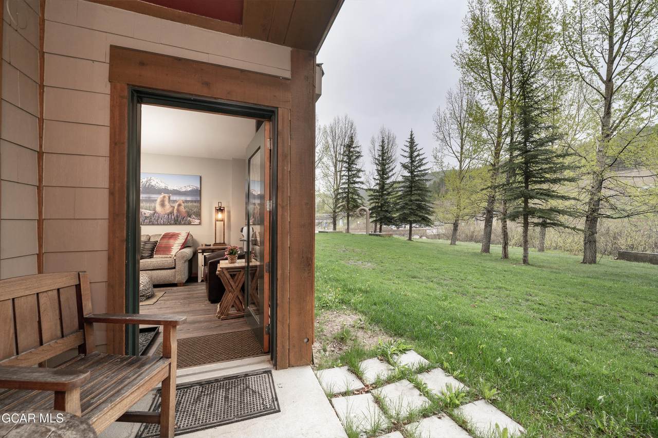 201 Zephyr Way - Photo 1