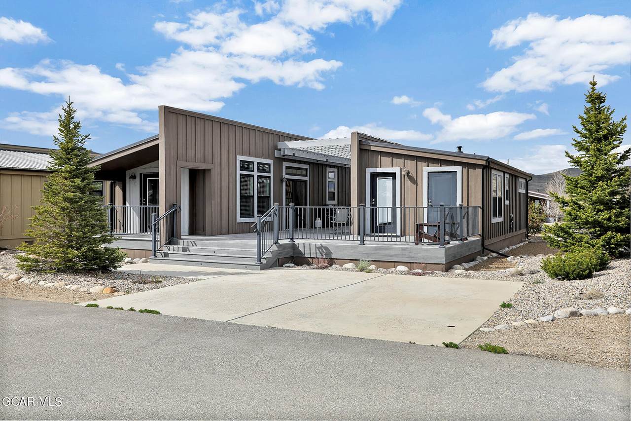 1051 Summit Trail - Photo 1