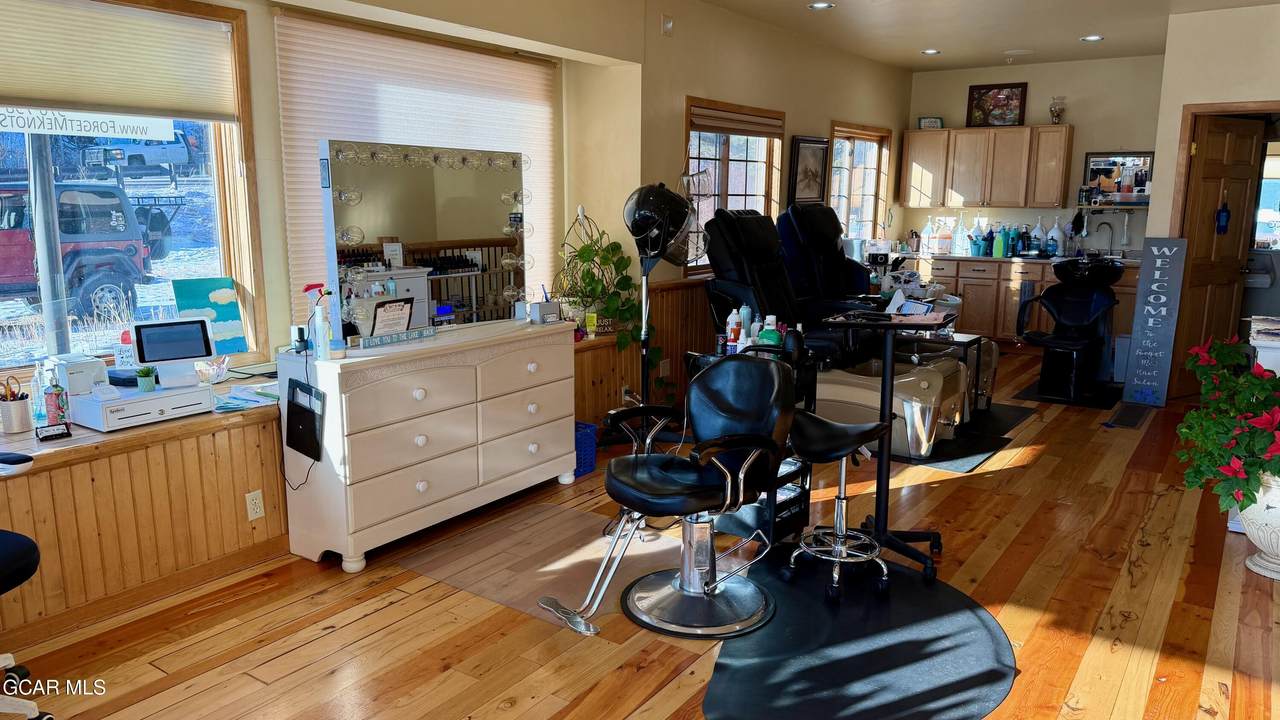 101 Lake Avenue - Photo 1