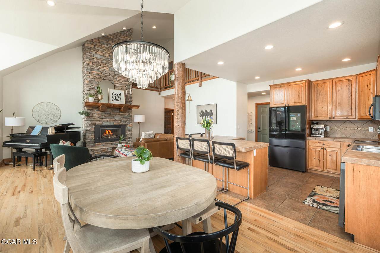 1761 Mountain Sky Lane - Photo 1