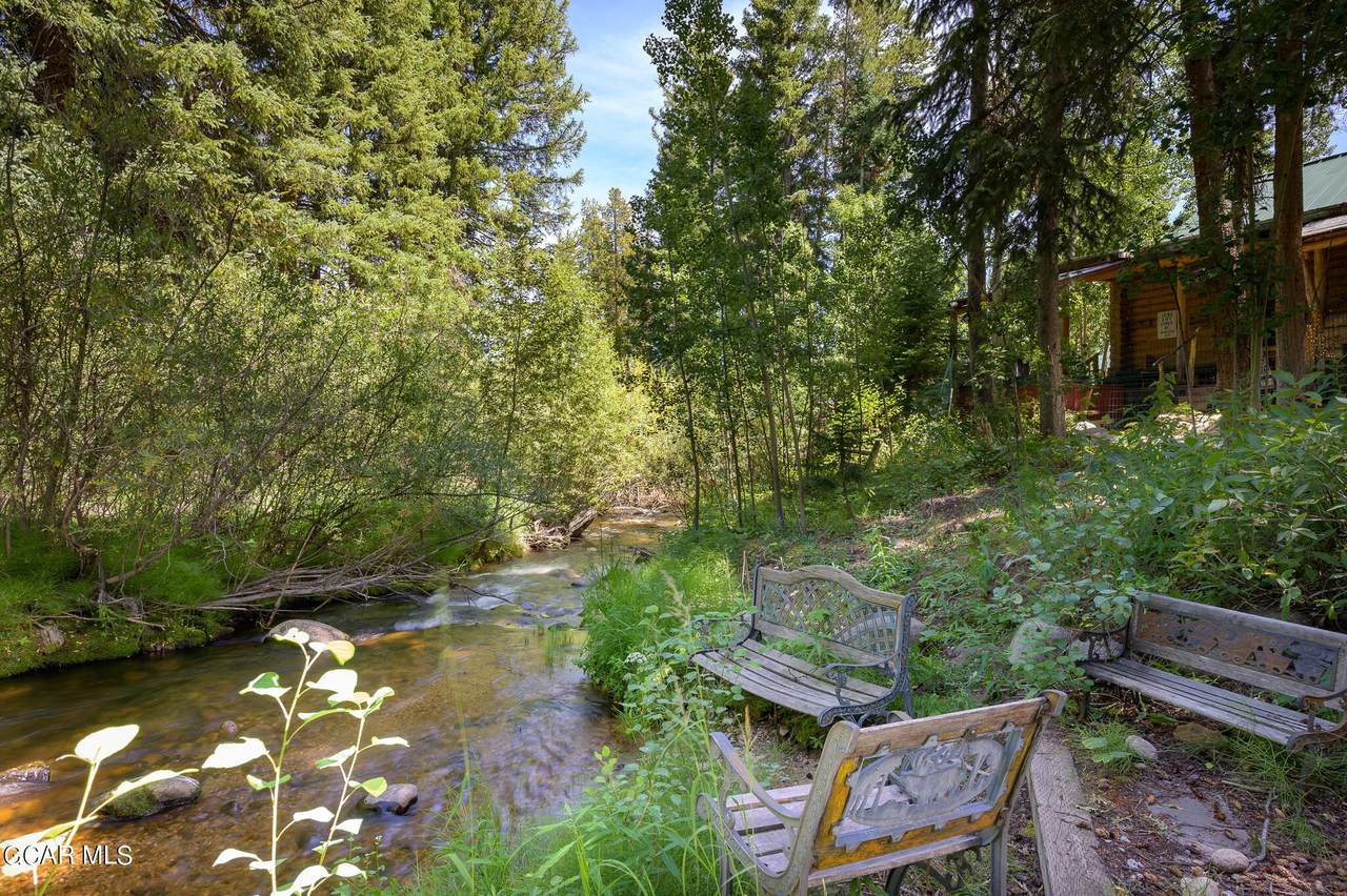 115 Lions Gate Drive - Photo 1