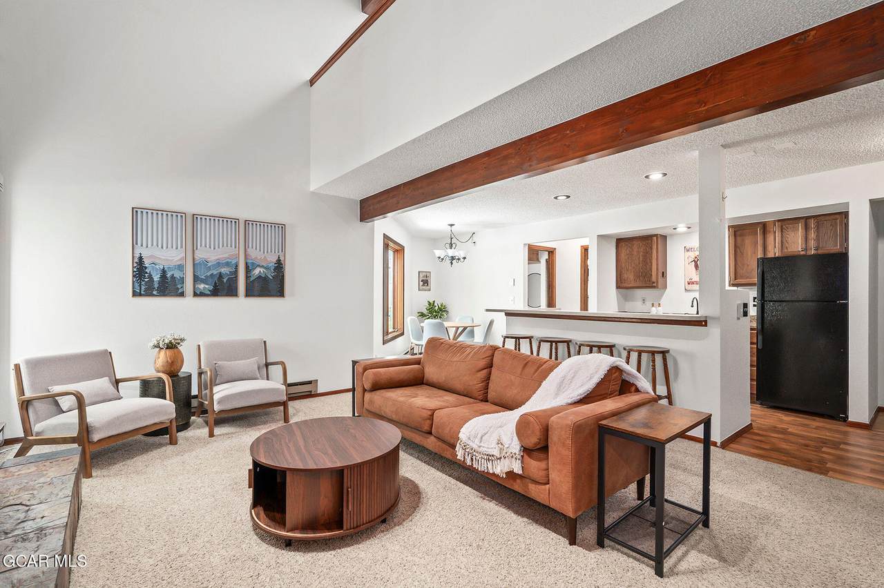 370 Forest Trail - Photo 1