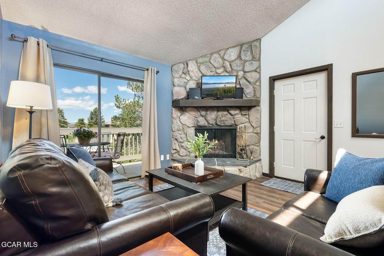 206 Meadow Mile - Photo 1