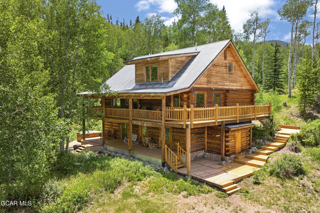 858 Clairs Run - Photo 1
