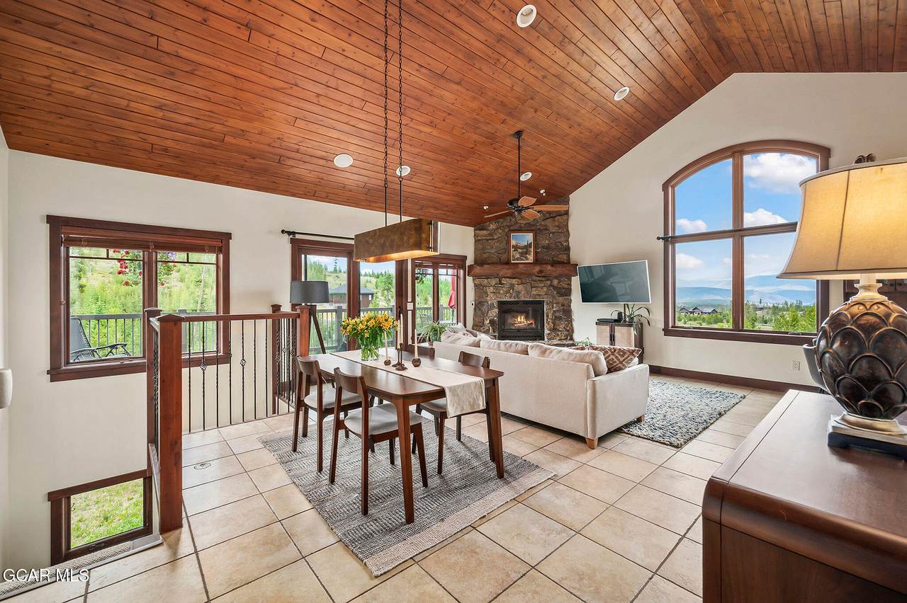 814 County Road 5194W - Photo 1
