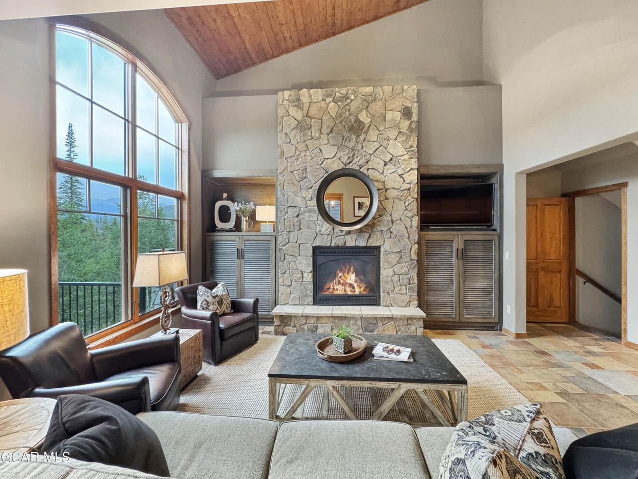 104 Cirque Way - Photo 1