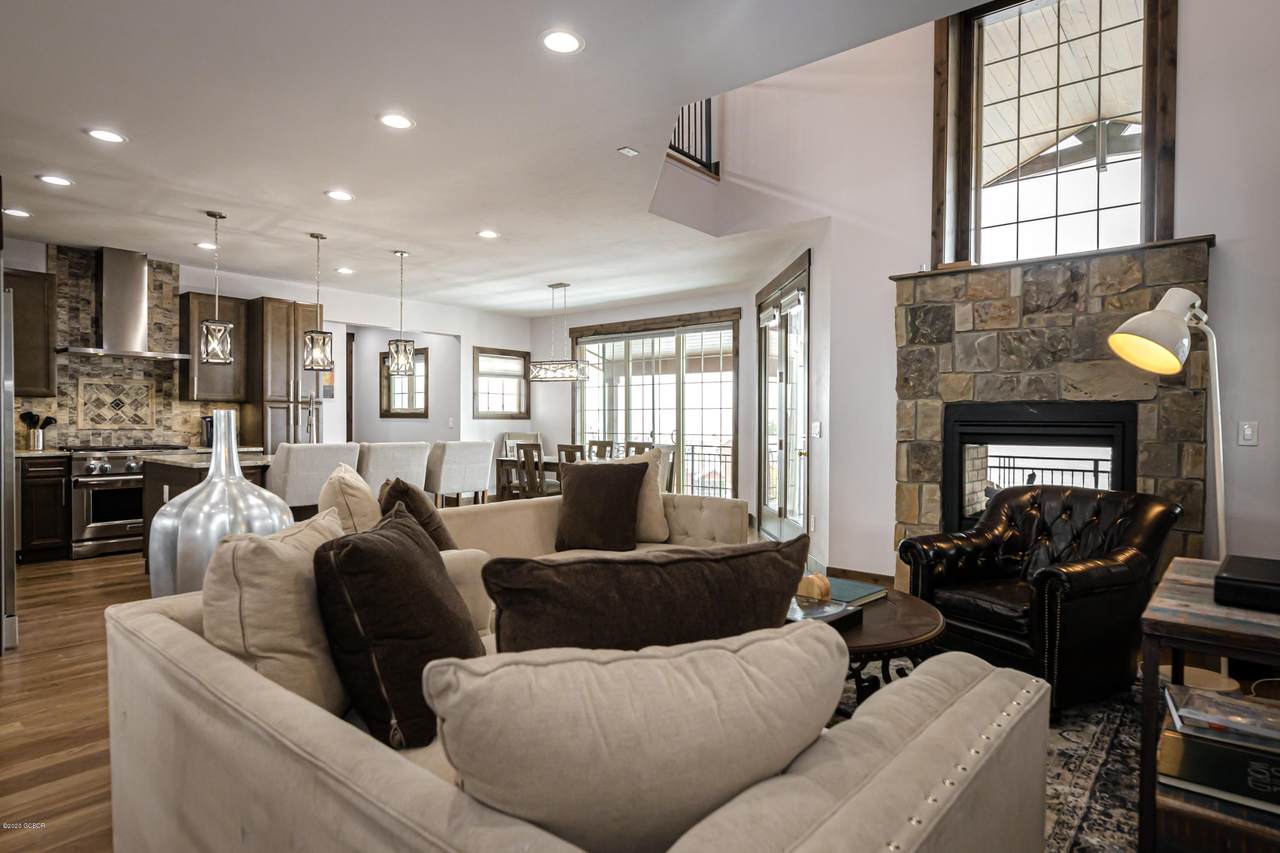 609 Lower Ranch View Road - Photo 1