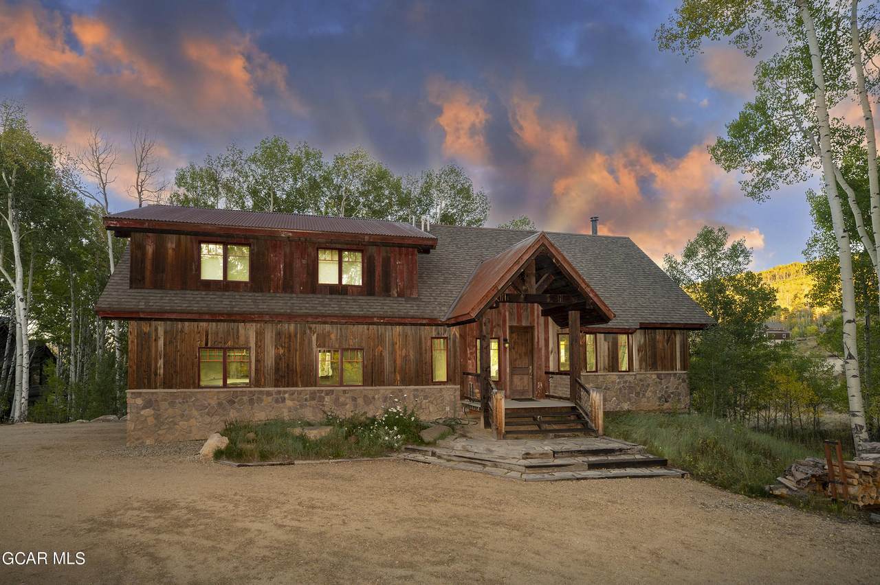 722 Zermatt Street - Photo 1