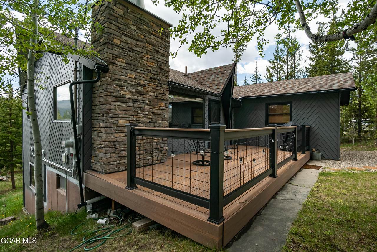 330 Columbine Drive - Photo 1