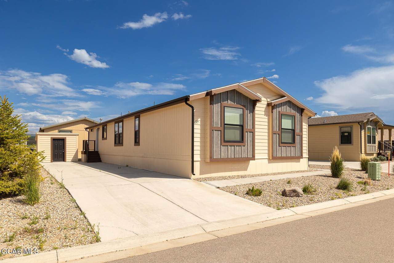551 Summit Trail - Photo 1