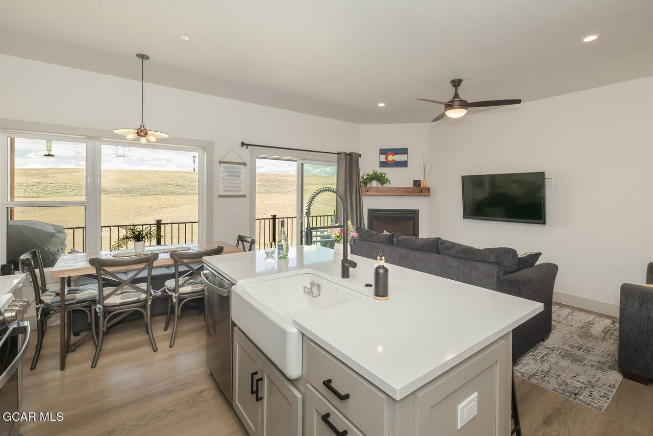 109 Eagle Ridge Drive - Photo 1