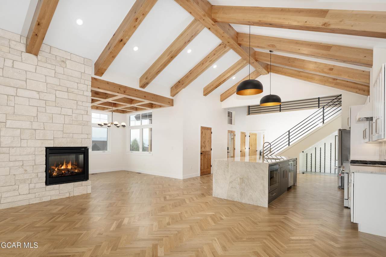 622 Upper Ranch View Road - Photo 1