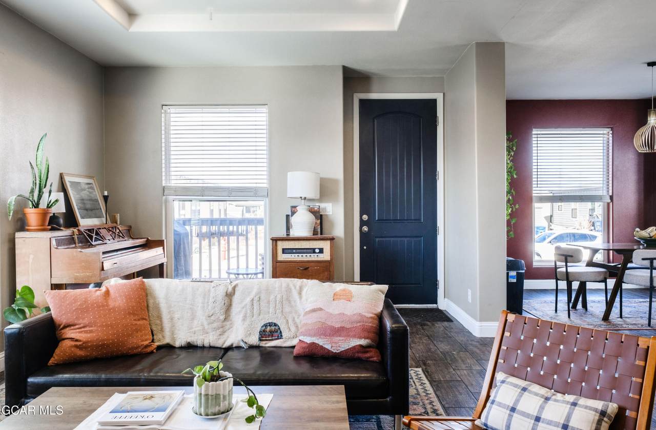 551 Summit Trail - Photo 1