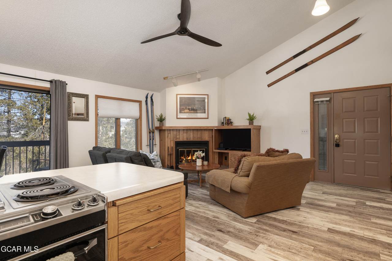 100 Bryant Boulevard - Photo 1