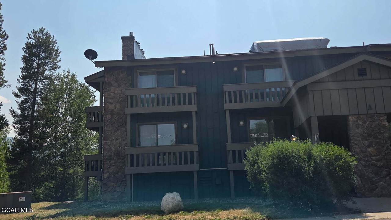 520 Kings Crossing Road - Photo 1