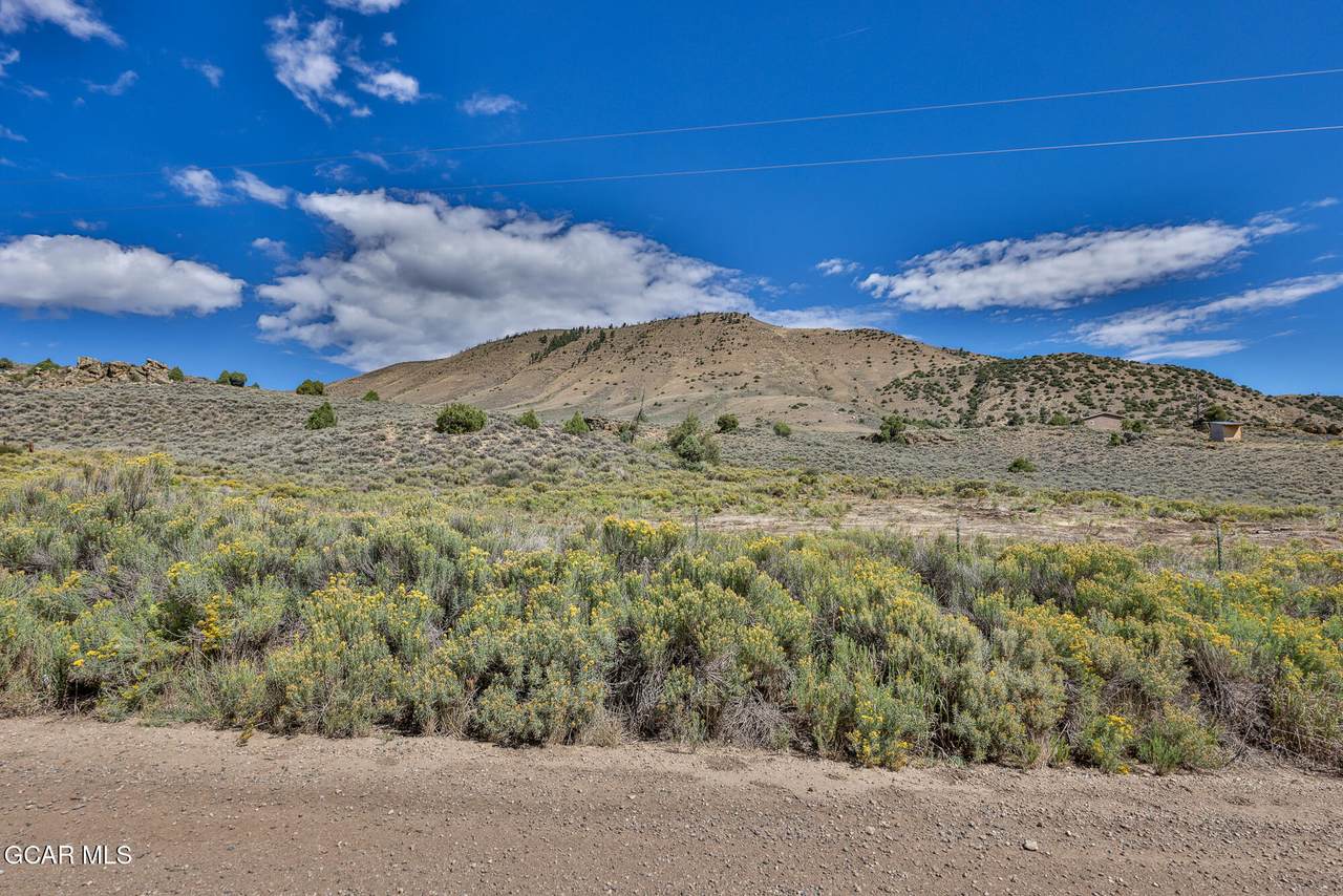 5285& 5275 County Road 20 - Photo 1