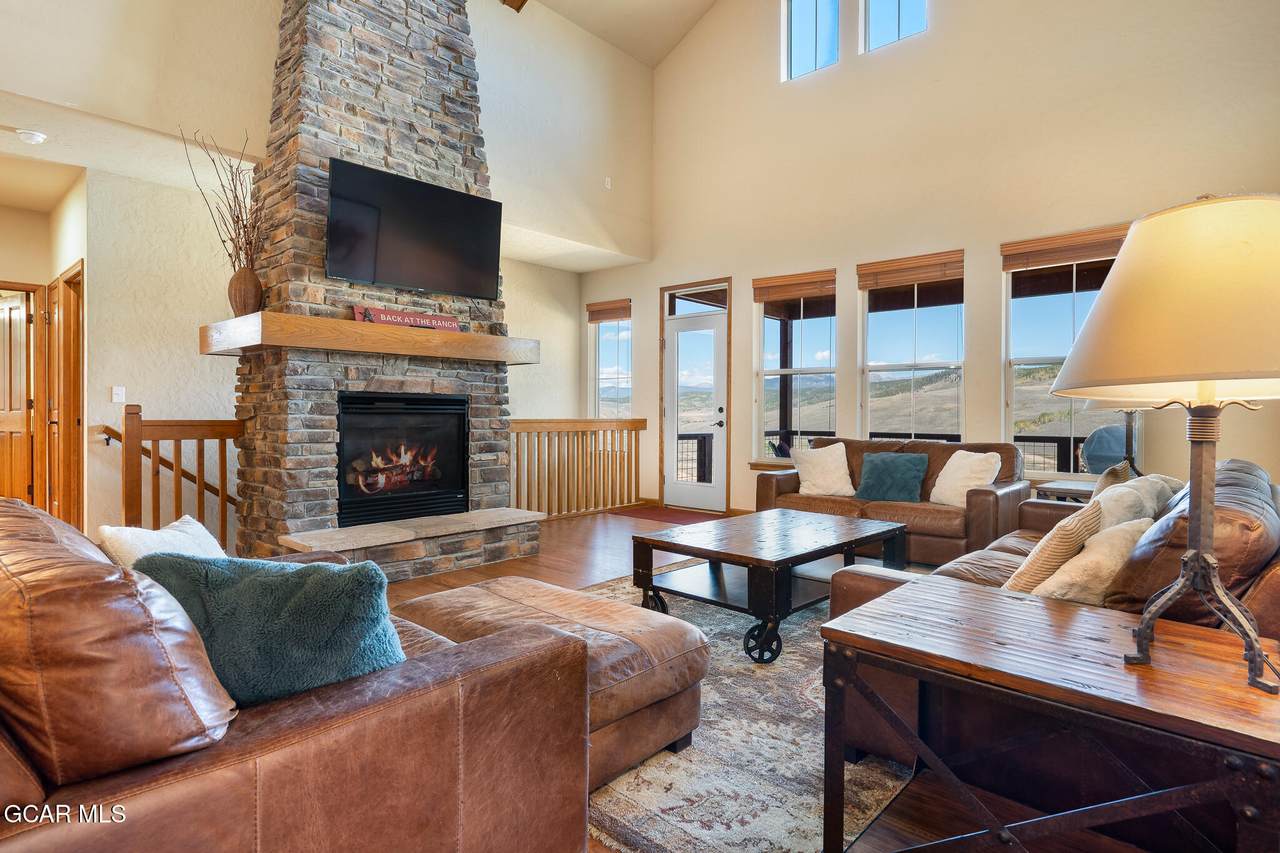 120 Fairway Lane - Photo 1