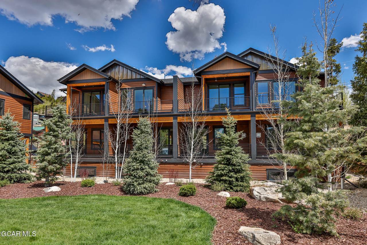 505 Grand Avenue - Photo 1