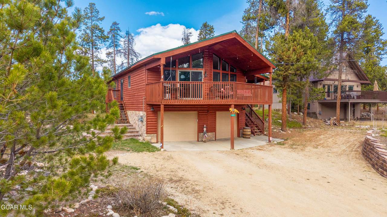 909 Tallaqua Drive - Photo 1