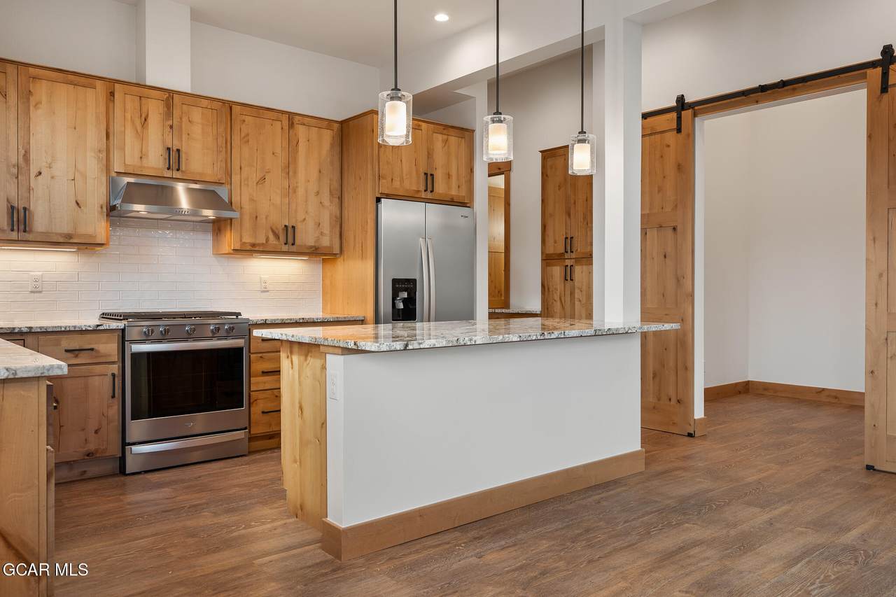 72 Meadow Creek Lane - Photo 1