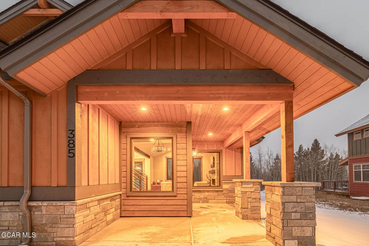 215 Mt Neva Drive - Photo 1