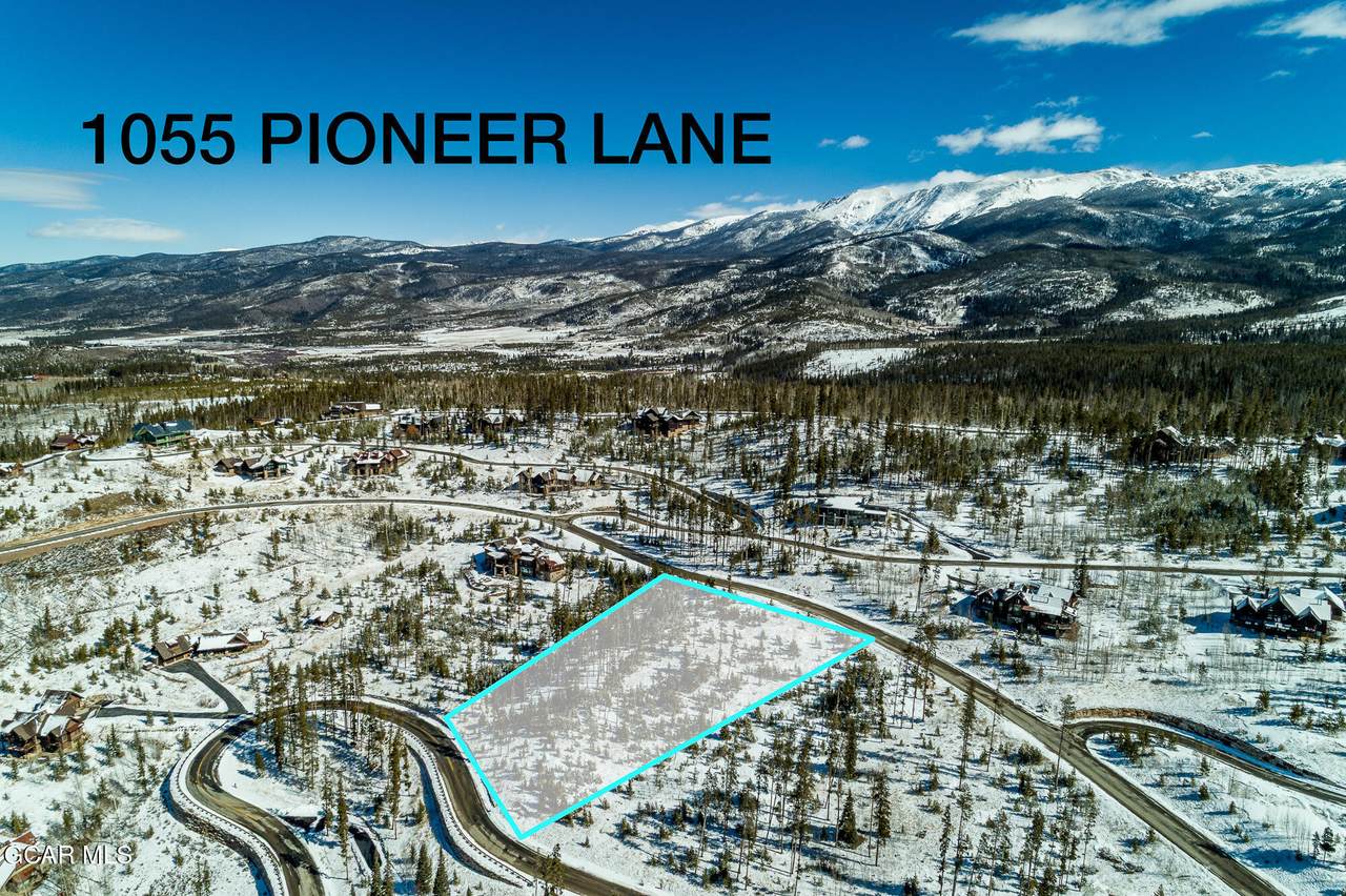 1055 Pioneer Trail - Photo 1