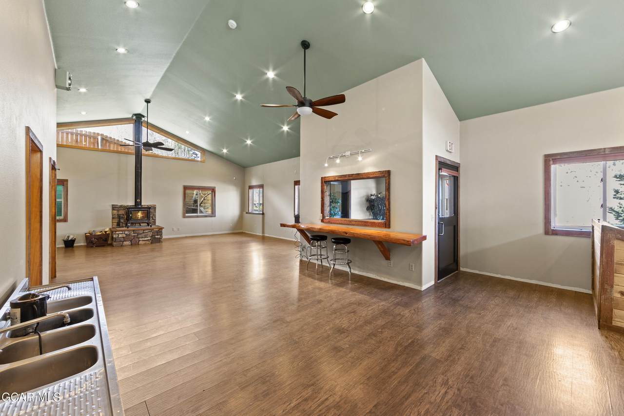 606 Byers Avenue - Photo 1
