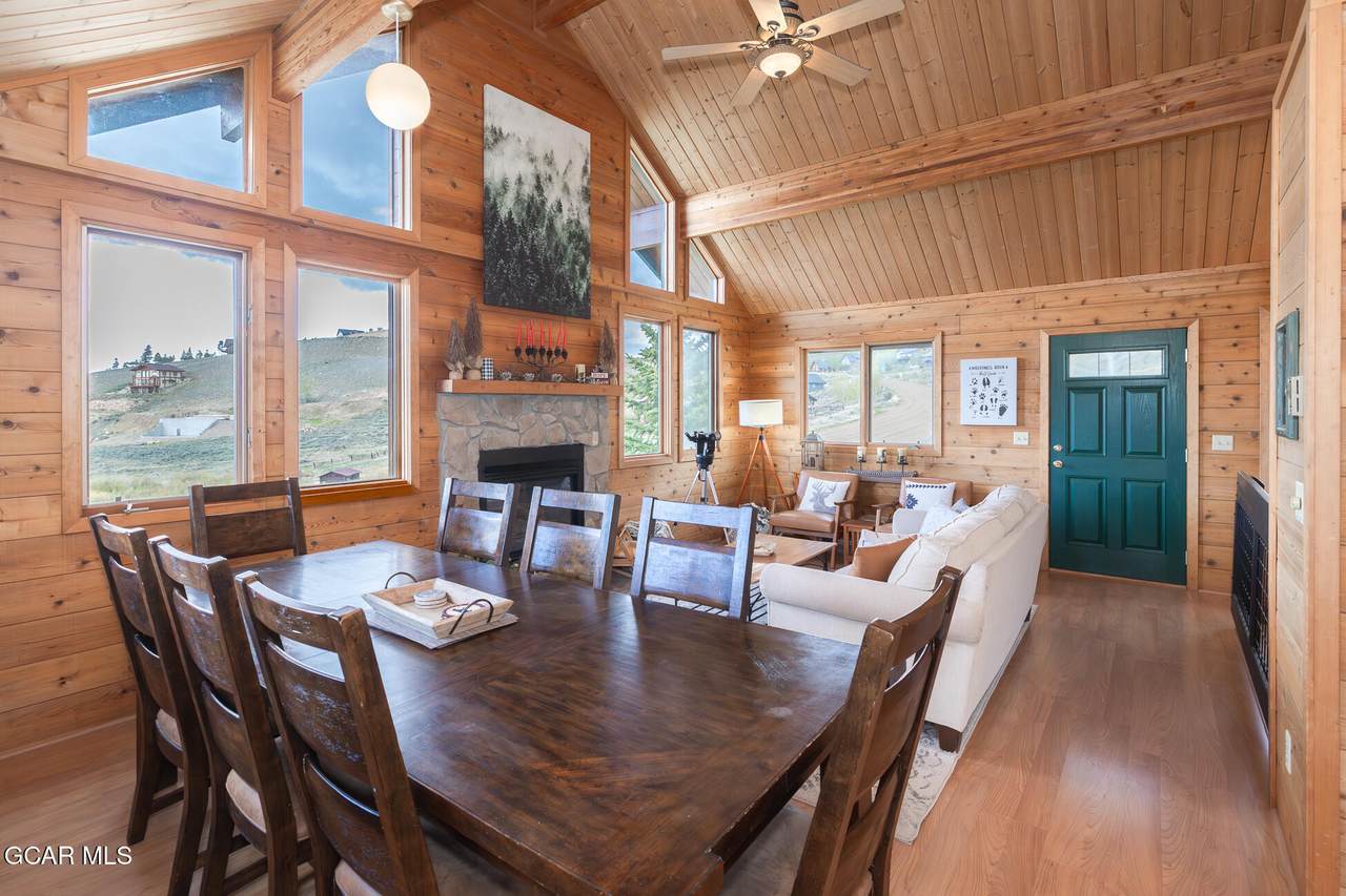 504 Spruce Drive - Photo 1