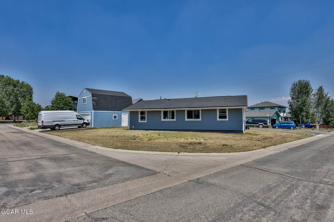 401 Norgren Road - Photo 1